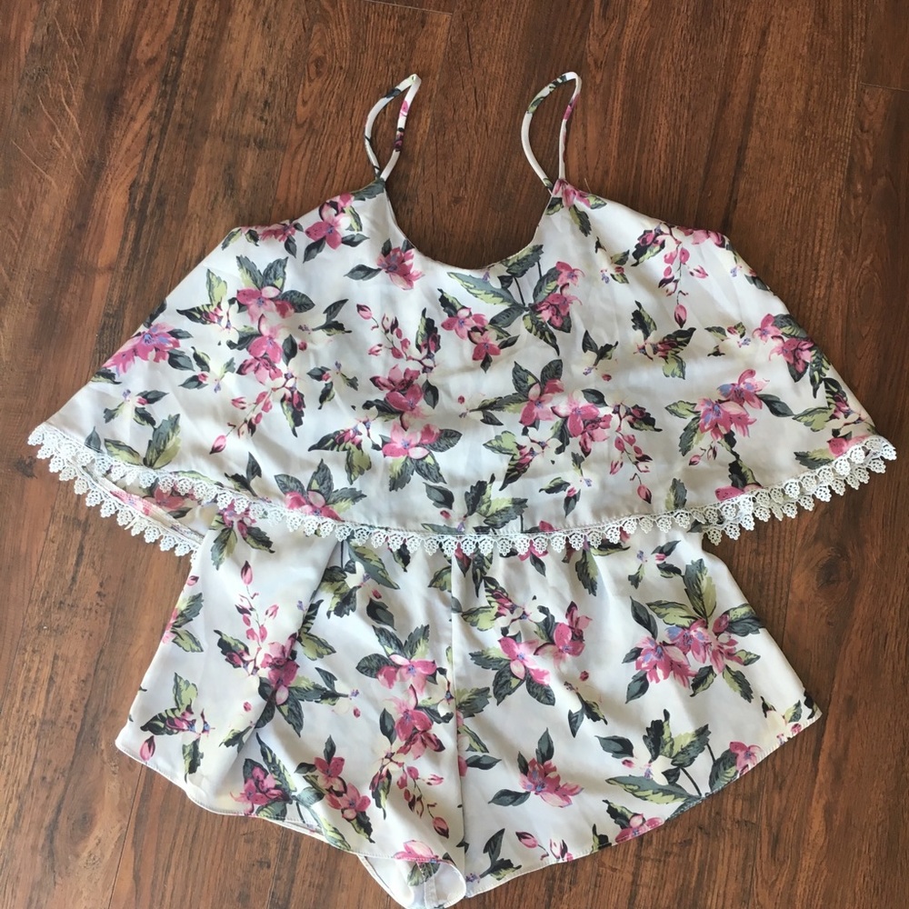 Audrey 3+1 floral romper